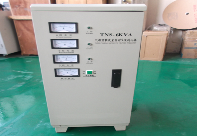 三相稳压器TNS-6KVA